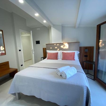 Villa Antonino จีอาร์ดีนี นักซอส ภายนอก รูปภาพ