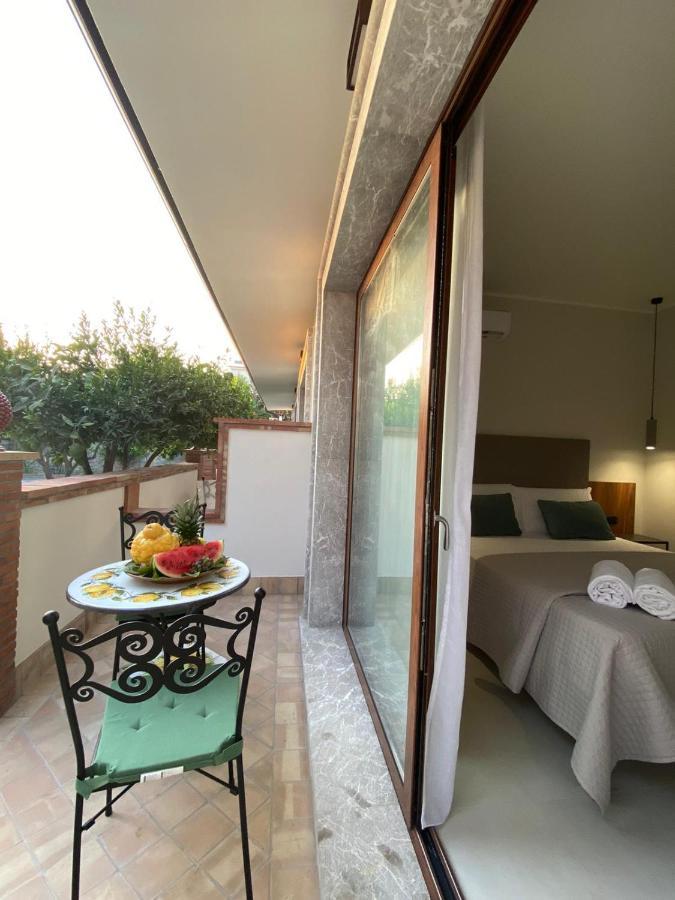 Villa Antonino จีอาร์ดีนี นักซอส ภายนอก รูปภาพ